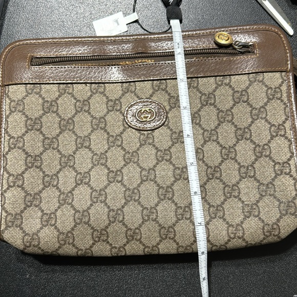 Authentic Gucci Clutch Bag - Picture 11 of 14